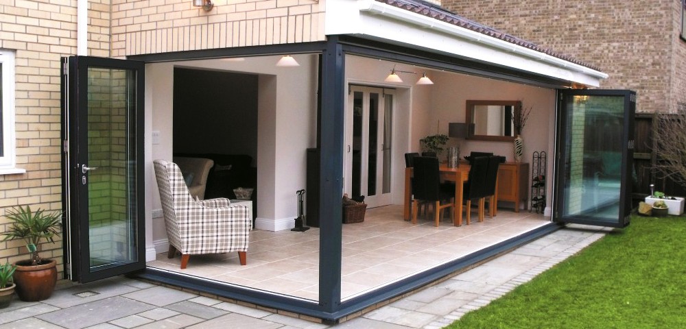 2 bi-fold doors on a corner of an extension